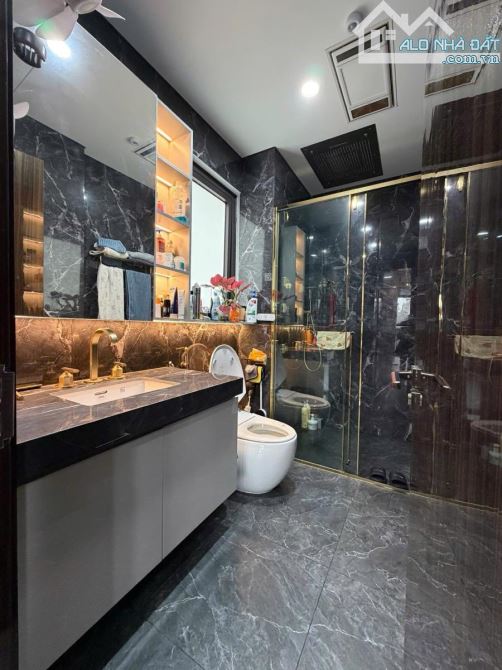 LÔ GÓC DUY NHẤT 8 TẦNG, THANG MÁY, 51M VỊ TRÍ HIẾM NHÀ BÁN, Ở SƯỚNG, KINH DOANH ĐỈNH CAO - 12