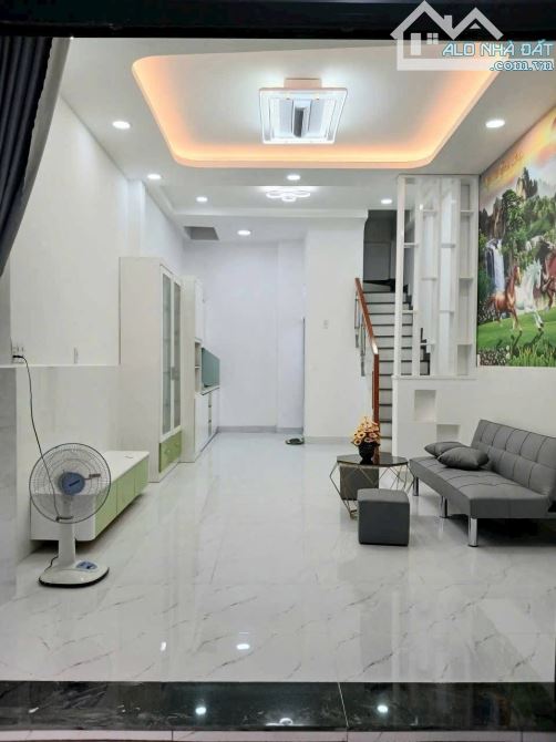QUẬN 12 GIÁ HỜI - CHỈ 2 TỶ 530 - NHÀ ĐẸP 48M2 HÀ HUY GIÁP- SHR CÔNG CHỨNG NGAY - 2