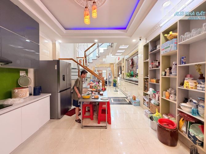 Chính chủ hẻm xe tải 80m2 4 tầng đẹp TRẦN THỊ NĂM QUẬN 12 - 2