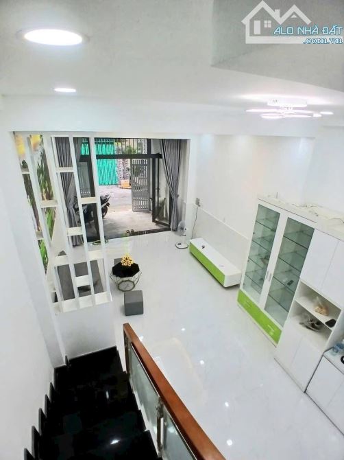 QUẬN 12 GIÁ HỜI - CHỈ 2 TỶ 530 - NHÀ ĐẸP 48M2 HÀ HUY GIÁP- SHR CÔNG CHỨNG NGAY - 3