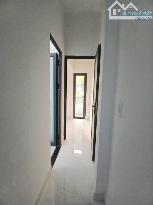 QUẬN 12 GIÁ HỜI - CHỈ 2 TỶ 530 - NHÀ ĐẸP 48M2 HÀ HUY GIÁP- SHR CÔNG CHỨNG NGAY - 4