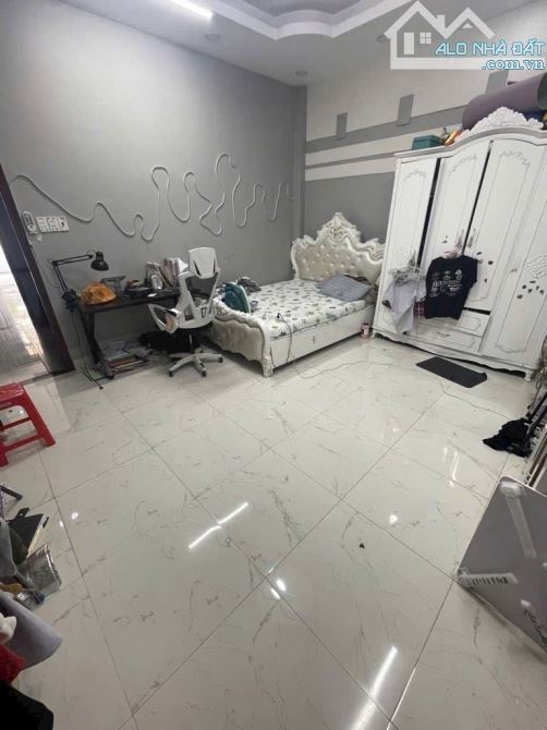 NHÀ 3 TẦNG-DT 5Mx18M (90M2)-HẺM XE TẢI CÁCH 50M RA MẶT TIỀN TÂN THỚI NHẤT Q12-SÁT PHAN VĂN - 7