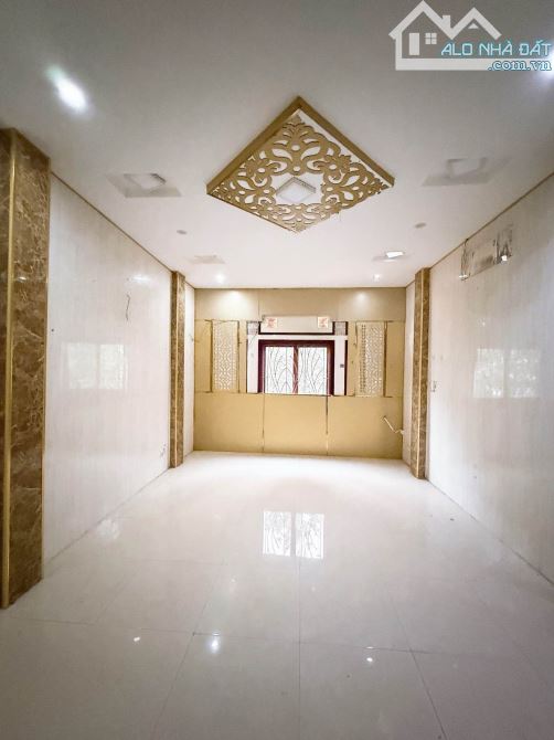 NHÀ PHỐ LÊ TRỰC -BA ĐÌNH -SÁT PHỐ -55m2-5 TẦNG