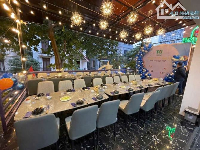 Sang Nhượng Nhà Hàng Cao Cấp Khu Biệt Thự Nguyễn Thị Định - Cầu Giấy - HN T250m 5T - 4