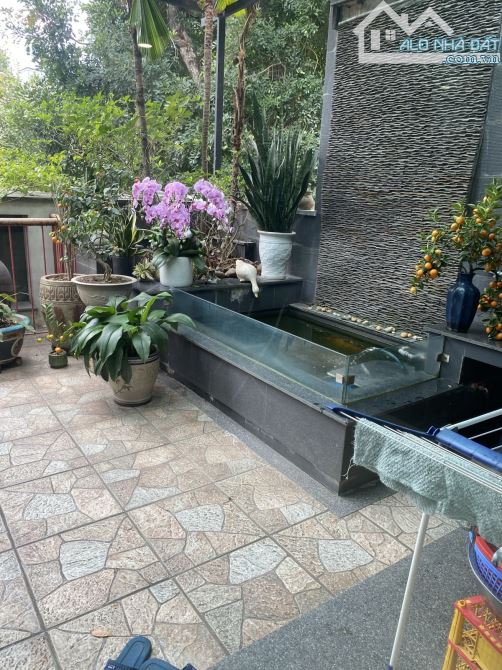 Mặt phố Bà Triệu 188m² – 6 tầng thang máy – dòng tiền 120tr/tháng – 155 tỷ