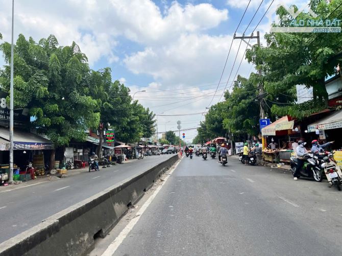 BÁN NHÀ MTKD NGUYỄN THỊ SÓC 122m2 CHỈ 8.9 TỶ, BÀ ĐIỂM, HÓC MÔN