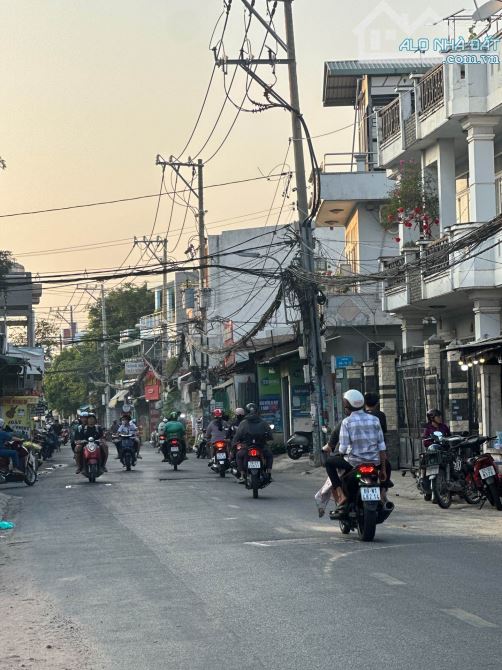 Nhà 6,2x35m Mt Phan Văn Hớn, Bà Điểm, 15,59 tỷ