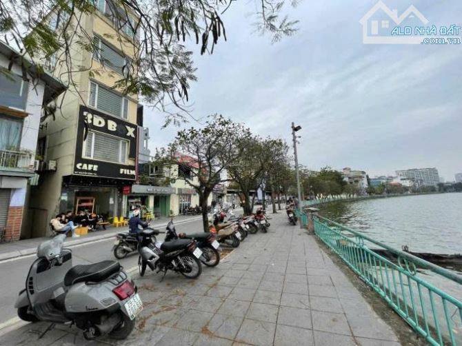 Bán nhà phố Nguyễn Đình Thi 93m2 4 tầng MT 10m, View Hồ Tây phố chỉ 1 nhà bán