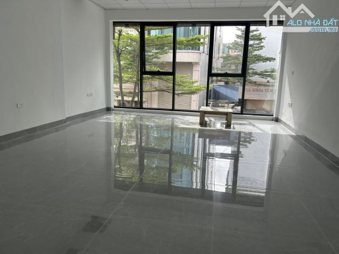 Cho thuê nhà 2 tầng mặt phố Tôn Đức Thắng,hợp làm văn phòng, ngân - 2