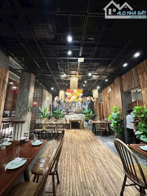 SIÊU HIẾM!! 145M2 - 12M MẶT TIỀN - NHÀ HÀNG 5 SAO MẶT PHỐ VIP ĐÀO TẤN - Ô TÔ TRÁNH K.DOANH