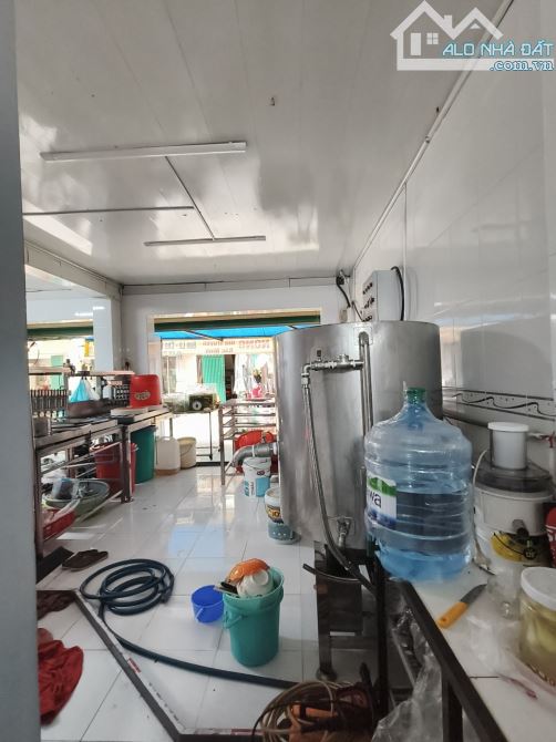 H7. Nhà mặt tiền Chợ Nguyễn Sơn - 6,2 x 17 - 2 tầng - HXH giá 12,9 tỷ thương lượng - 2