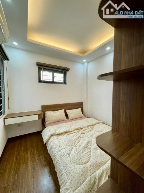 BÁN CHCCMN NGUYỄN KHÁNH TOÀN 50M 2 NGỦ FULL NỘI THẤT VỊ TRÍ THOÁNG NGÕ NÔNG GIAO THÔNG TỆN