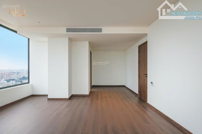 Suất ngoại giao 17 tỷ - căn 3PN 132m2 - sổ hồng riêng. Thanh toán trả chậm 30 tháng - 2