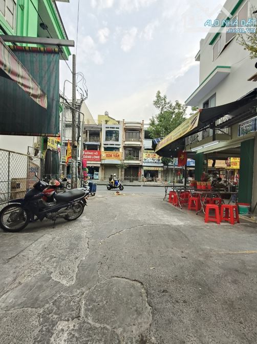 H7. Nhà mặt tiền Chợ Nguyễn Sơn - 6,2 x 17 - 2 tầng - HXH giá 12,9 tỷ thương lượng - 4