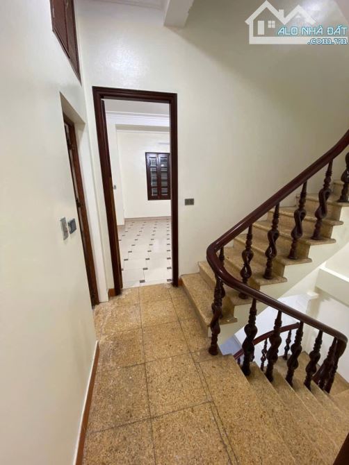 BÁN NHÀ PHỐ DUY TÂN CẦU GIẤY 55M 5 TẦNG VỈA HÈ Ô TÔ TRÁNH 2 THOÁNG KINH DOANH VIP 25 TỶ