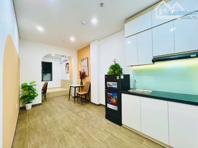 Bán toà CHDV Xã Đàn 3 thoáng 75m2*6T 20PN, 20m ra ô tô, gần ĐH Thuỷ Lợi DT 120tr/th, PCCC