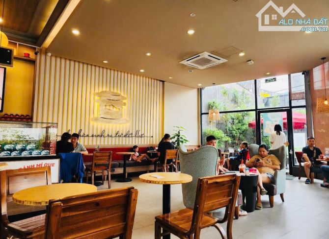 Ngay Khu Phan Xích Long! 45 tỷ giảm còn 36 tỷ! NGANG 8x25m- Hầm+7 Tầng- HDT: 120tr/T- 36Tỷ - 1