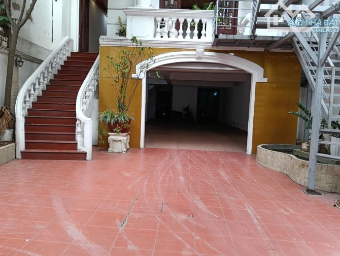 Khách sạn phố Trích Sài 220m2/5 tầng-MT10m-89 tỷ TL-Dòng tiền khủng