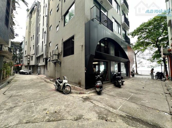 Bán nhà phố Nguyễn Đình Thi, vị trí vàng đắc địa, đẹp nhất phố