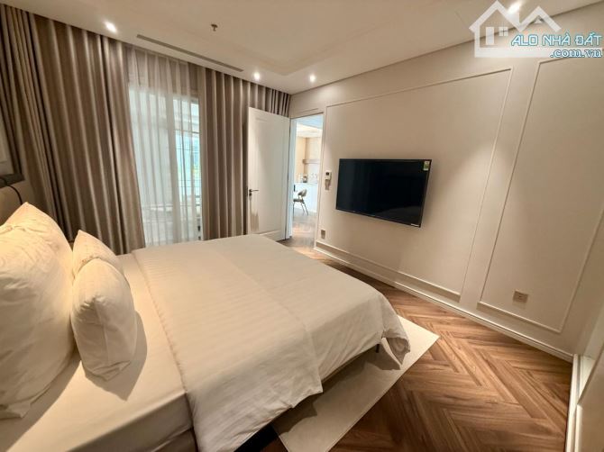 Bán tòa nhà Phố Huế Hoàn Kiếm 300m2, 10 tầng, mặt tiền 9m, vị trí kim cương