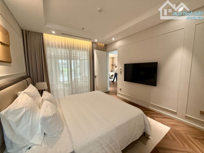 Bán tòa nhà Phố Huế Hoàn Kiếm 300m2, 10 tầng, mặt tiền 9m, vị trí kim cương