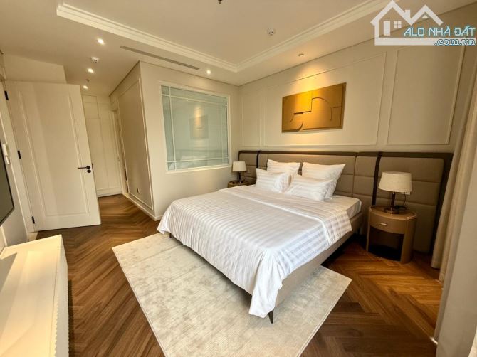 Bán tòa nhà Phố Huế Hoàn Kiếm 300m2, 10 tầng, mặt tiền 9m, vị trí kim cương