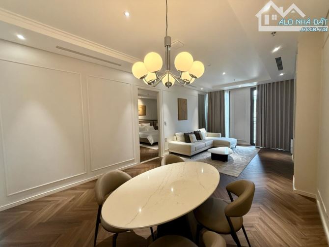 Bán tòa nhà Phố Huế Hoàn Kiếm 300m2, 10 tầng, mặt tiền 9m, vị trí kim cương