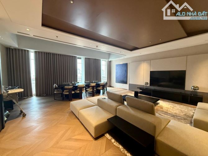 Bán tòa nhà Phố Huế Hoàn Kiếm 300m2, 10 tầng, mặt tiền 9m, vị trí kim cương