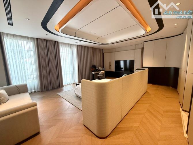 Bán tòa nhà Phố Huế Hoàn Kiếm 300m2, 10 tầng, mặt tiền 9m, vị trí kim cương