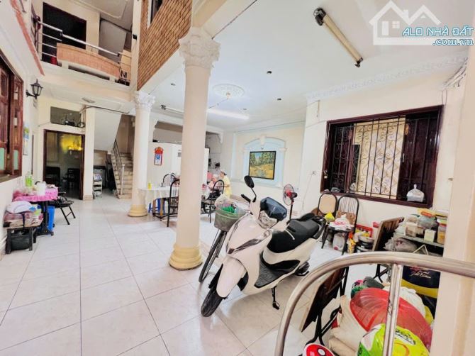 **SIÊU PHẨM BIỆT THỰ VIP TRUNG TÂM PHÚ NHUẬN - CÁCH MẶT TIỀN PHAN XÍCH LONG CHỈ 20M - 4