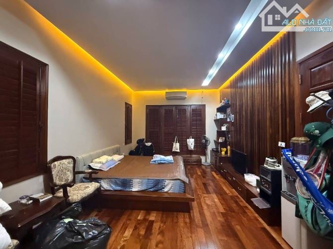 LẠC LONG QUÂN SIÊU PHẨM VIEW TÂY HỒ TRÍCH SÀI - 200M RA HỒ - Ô TÔ VÀO NHÀ. DT 272M2 X