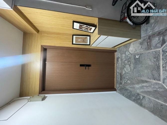 BÁN CĂN HỘ - CC - QUÁN THÁNH - BA ĐÌNH - 63/85 M - 8.95 TỶ - 3 NGỦ - 2 WC - CĂN GÓC - FU