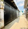 Nhà 2 tầng 42m2 chỉ hơn 2 tỷ – sát Quận 12 – ô tô gần nhà