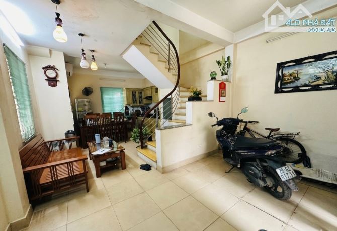 Mỗ Lao nhà đẹp thoáng sáng, mặt tiền rộng, ngõ thông tứ phía, 50m2, hơn 13 tỷ