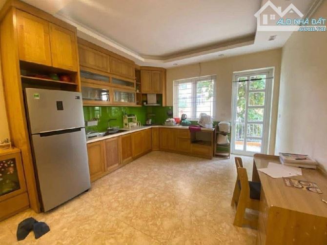 (Hiếm) phân lô Nguyễn Văn Huyên - lô góc 2 mặt ô tô - 52m 5 tầng - 20,9 tỷ