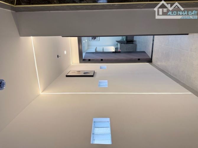 BÁN NHÀ DÒNG TIỀN,70 tr/ THÁNG- AN DƯƠNG VƯƠNG – TÂY HỒ -LÔ GÓC SÁNG THOÁNG