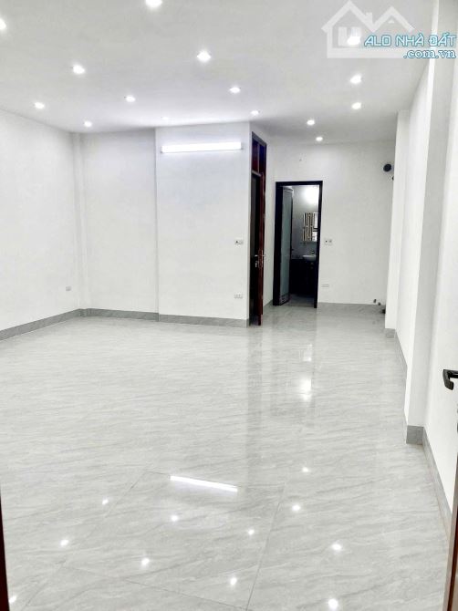 Liền kề 7 tầng - Thang máy . Nhà đẹp Văn Phú - 4