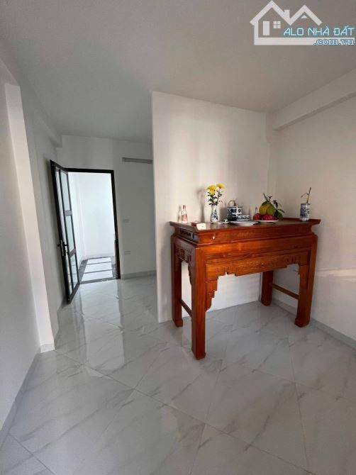 PHÚ THƯỢNG - HƠN 6 TỶ - NHÀ 5 TẦNG 32M - 10M RA Ô TÔ TRÁNH - ĐỦ NỘI THẤT