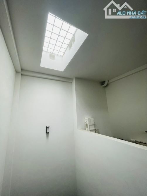 SIÊU HIẾM, NHÀ RIÊNG MỚI ĐẸP VÕ CHÍ CÔNG CẦU GIẤY, 2 THOÁNG PHỐ VÕ CHÍ CÔNG 40M*5T giá 8.8 - 4
