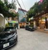 Bán biệt thự 38/28 Nguyễn Văn Trỗi, Phú Nhuận, 180m2 nhà đẹp ở liền có hẻm sau thông thoán