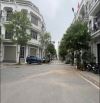 BIỆT THỰ, LÔ GÓC, NGAY TRUNG TÂM THỊ TRẤN, hơn 14ty