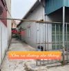 BAY NHANH NHỎ TIỀN 4,5 TỶ BÁN ĐẤT SẴN NHÀ CẤP 4 TÌNH QUANG - GIANG BIÊN 56M 10M RA Ô TÔ