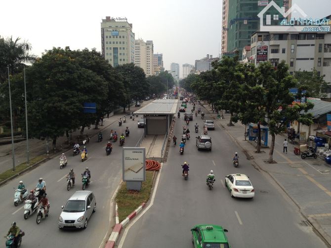 SIÊU PHẨM LÁNG HẠ – 8 TẦNG – VỈA HÈ – Ô TÔ TRÁNH – KINH DOANH ĐỈNH