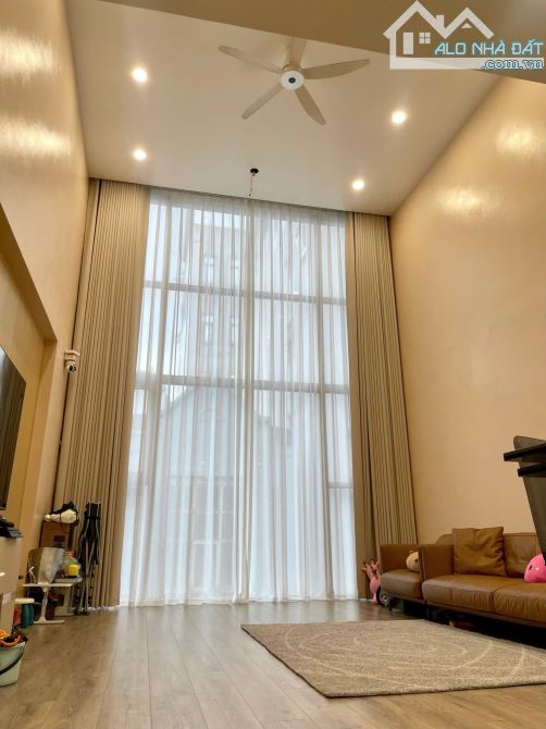 SIÊU PHẨM LÁNG HẠ – 8 TẦNG – VỈA HÈ – Ô TÔ TRÁNH – KINH DOANH ĐỈNH - 1