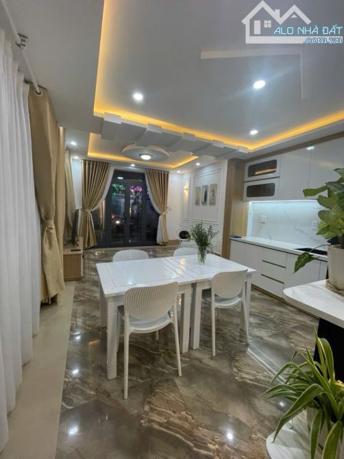 🆘HẠSÂU200TR💥CĂN HỘ 2MÊ CÁCHMẠNGTHÁNG8-NGANG 10M- DÒNG TIỀN 3X‼️CHỈ 6 TỶX❤️3 MẶT KIỆT OTO - 1