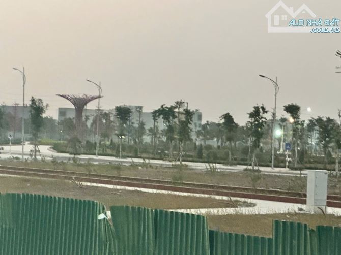 Bán lô góc 2 mặt tiên Thôn Giã Thái Đào Lạng Giang dt 100m mt 5m hướng đn đb giá 3.3 tỷ - 1