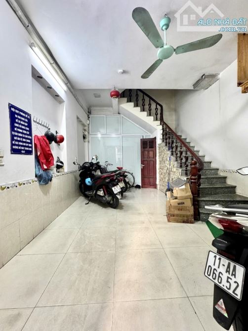 Bán gấp nhà Mặt phố VÕ VĂN DŨNG - Khu phân lô HOÀNG CẦU, hiếm đẹp, 35m2 chỉ 16,2 tỷ - 2