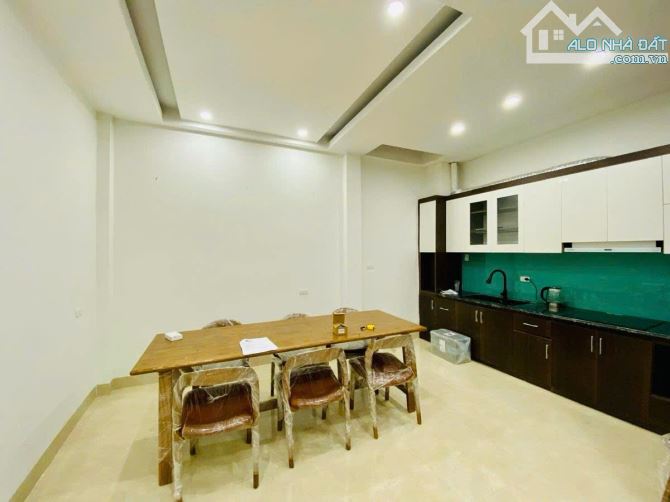 BÁN NHÀ XUÂN LA TÂY HỒ 5 TẦNG 5PN LÔ GÓC GARA Ô TÔ GẦN HỒ TÂY CHỈ 11.8 TỶ