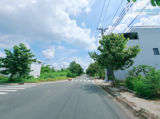 ĐẤT BÁN TẠI KDC SG VILLAGE LONG HẬU-LONG AN - 2