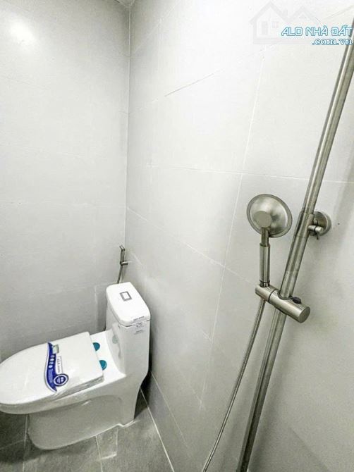 NHÀ NHỎ TIỀN - TRUNG TÂM QUẬN 7 -TÂN KIỂNG - CHỈ 1,65 TỶ - 2